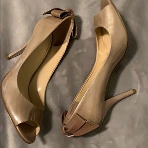 Enzo Angiolini Champagne Peep Toe Bow Tie Heels